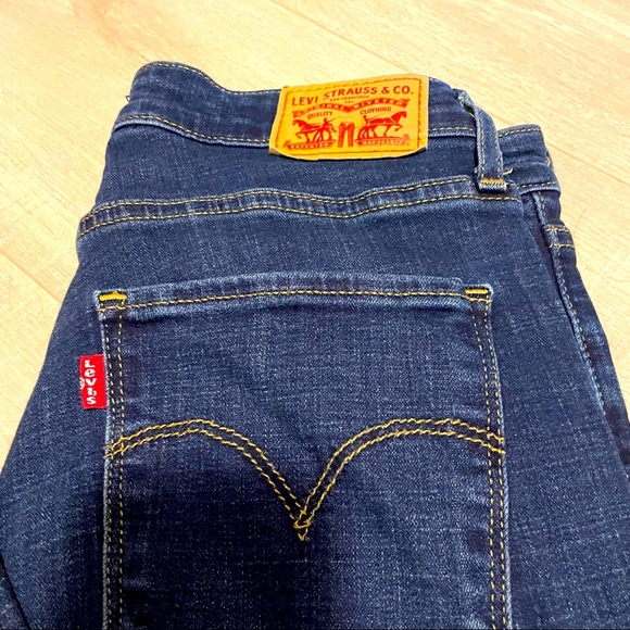 High Rise Skinny Jeans Levi’s - Picture 2 of 3